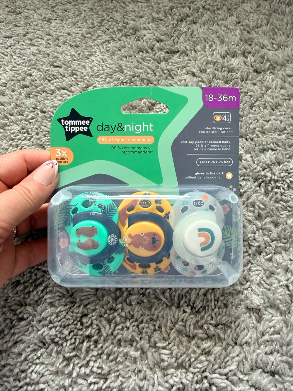 Tommee Tippee Day & Night Pacifiers 3-Pack - Green, Yellow, White